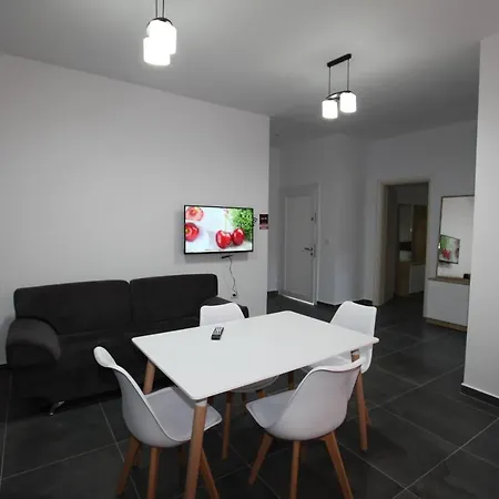 Deda Apartament Saranda