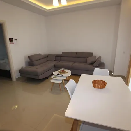 Deda Apartament Saranda