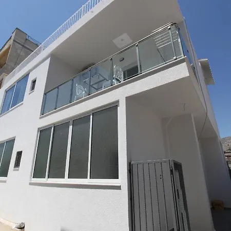 Apartament Deda Saranda